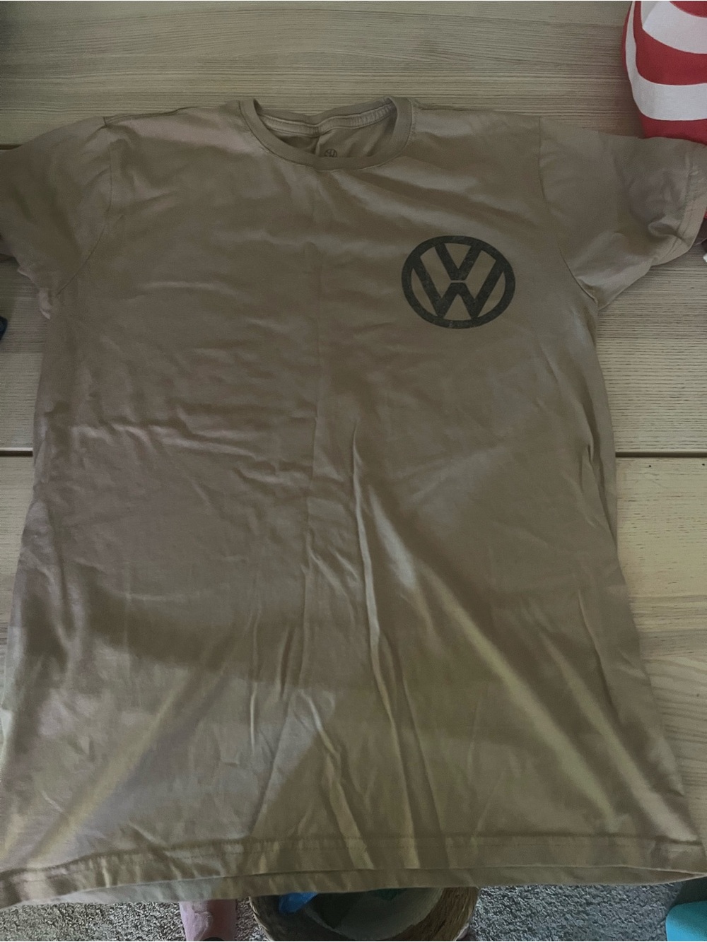Volkswagen Save Gas Drive a VW Beetle Graphic T-Shirt Tan Mens Large
